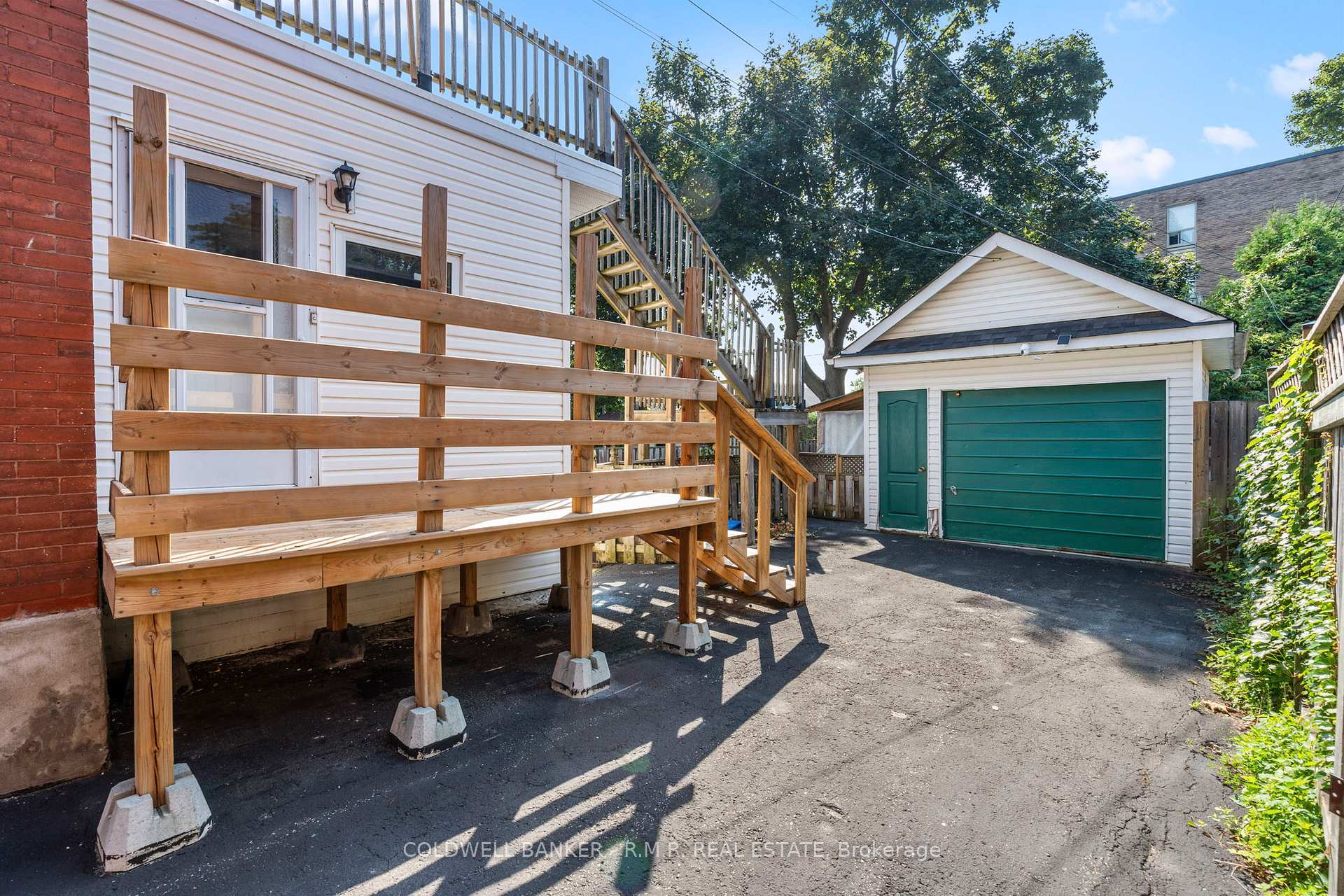 Photo 44 of 135 Brock Street E, Oshawa, O'Neill — HOMEH