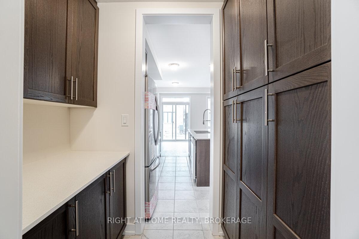 Photo 8 of 637 Etheridge Avenue, Milton, Cobban — HOMEH