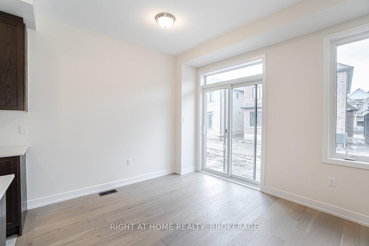 Photo 12 of 637 Etheridge Avenue, Milton, Cobban — HOMEH