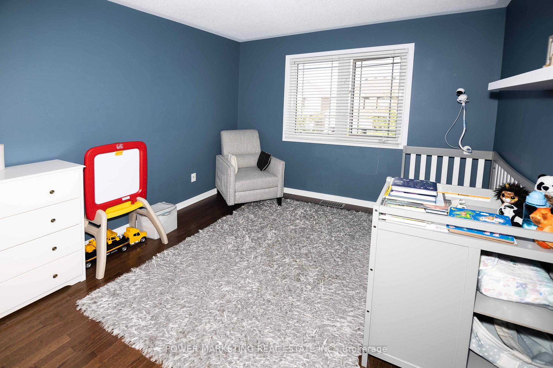 Photo 13 of 435 June Court, Ottawa, Mer Bleue/Bradley Estates/Anderson Park — HOMEH