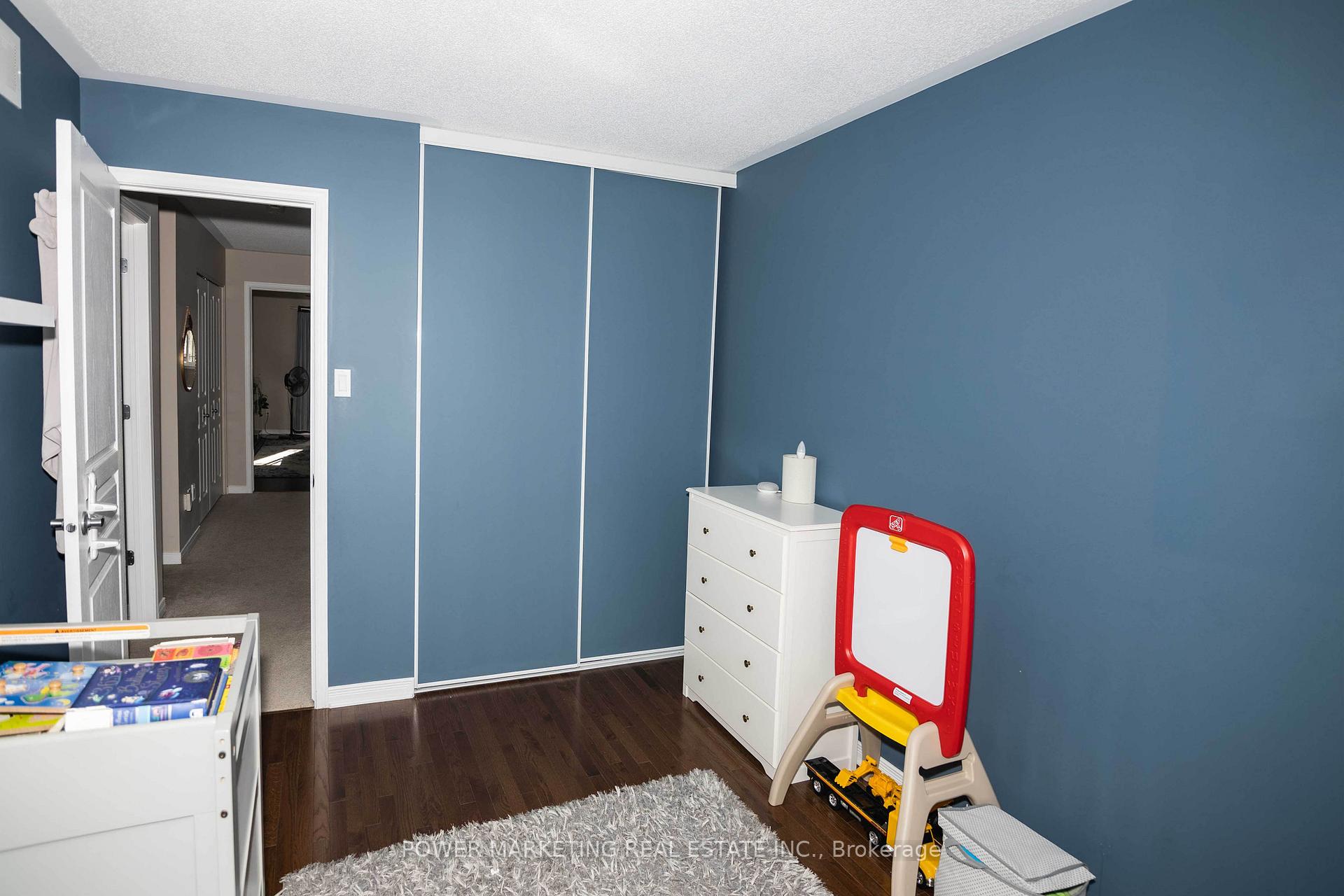 Photo 15 of 435 June Court, Ottawa, Mer Bleue/Bradley Estates/Anderson Park — HOMEH