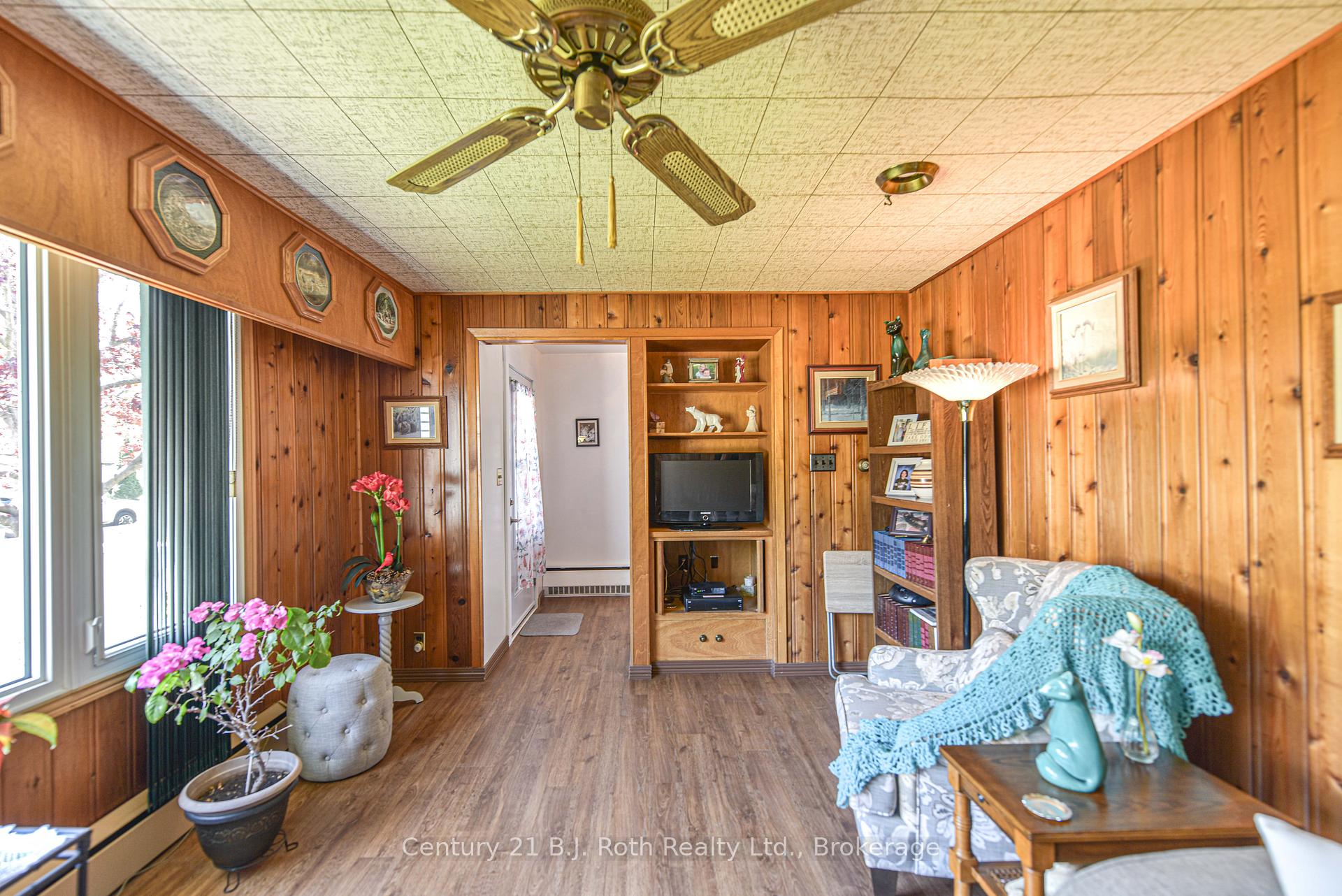 Photo 14 of 96 Simcoe Street, Orillia — HOMEH