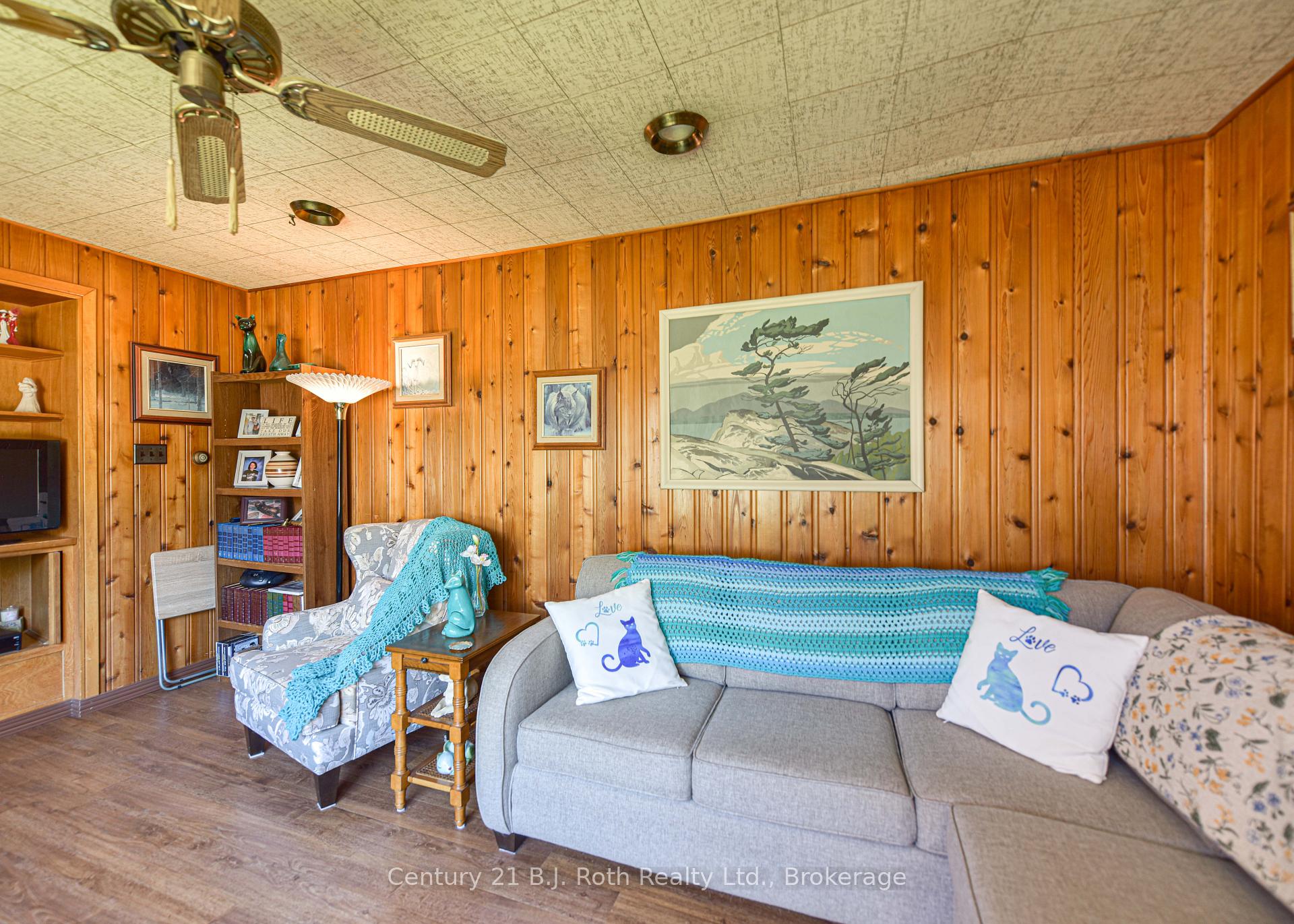 Photo 16 of 96 Simcoe Street, Orillia — HOMEH