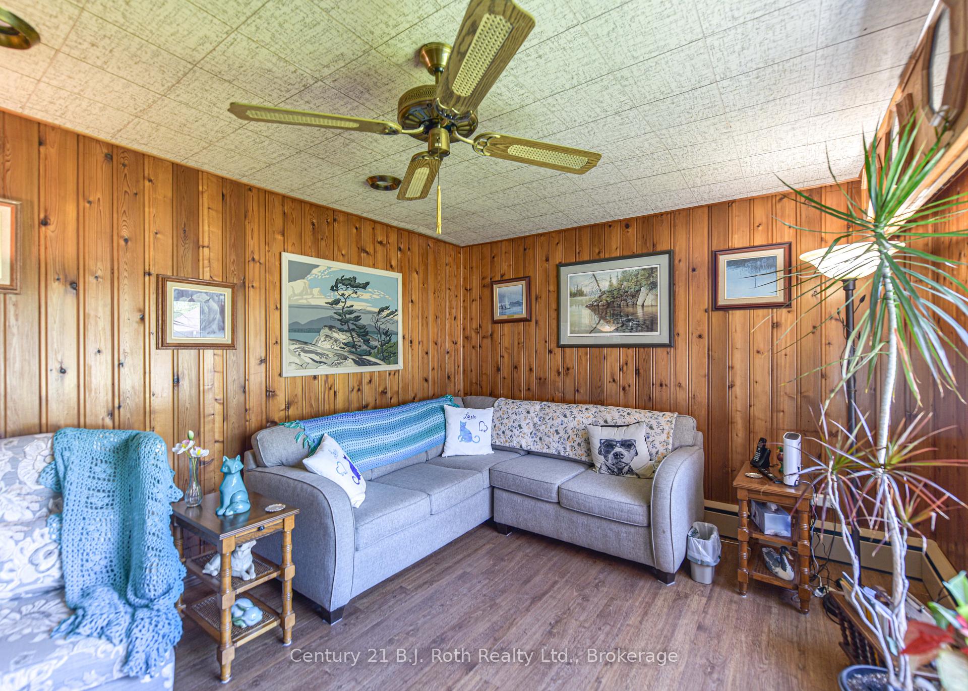 Photo 17 of 96 Simcoe Street, Orillia — HOMEH