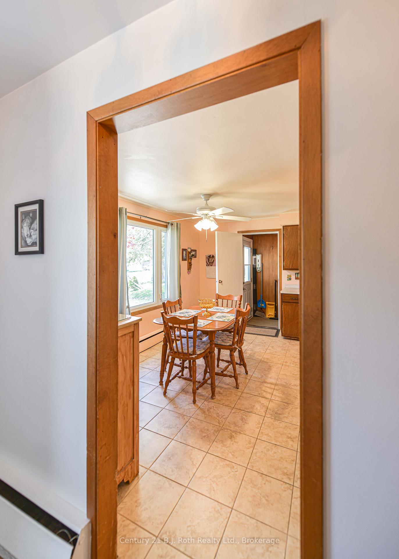 Photo 18 of 96 Simcoe Street, Orillia — HOMEH