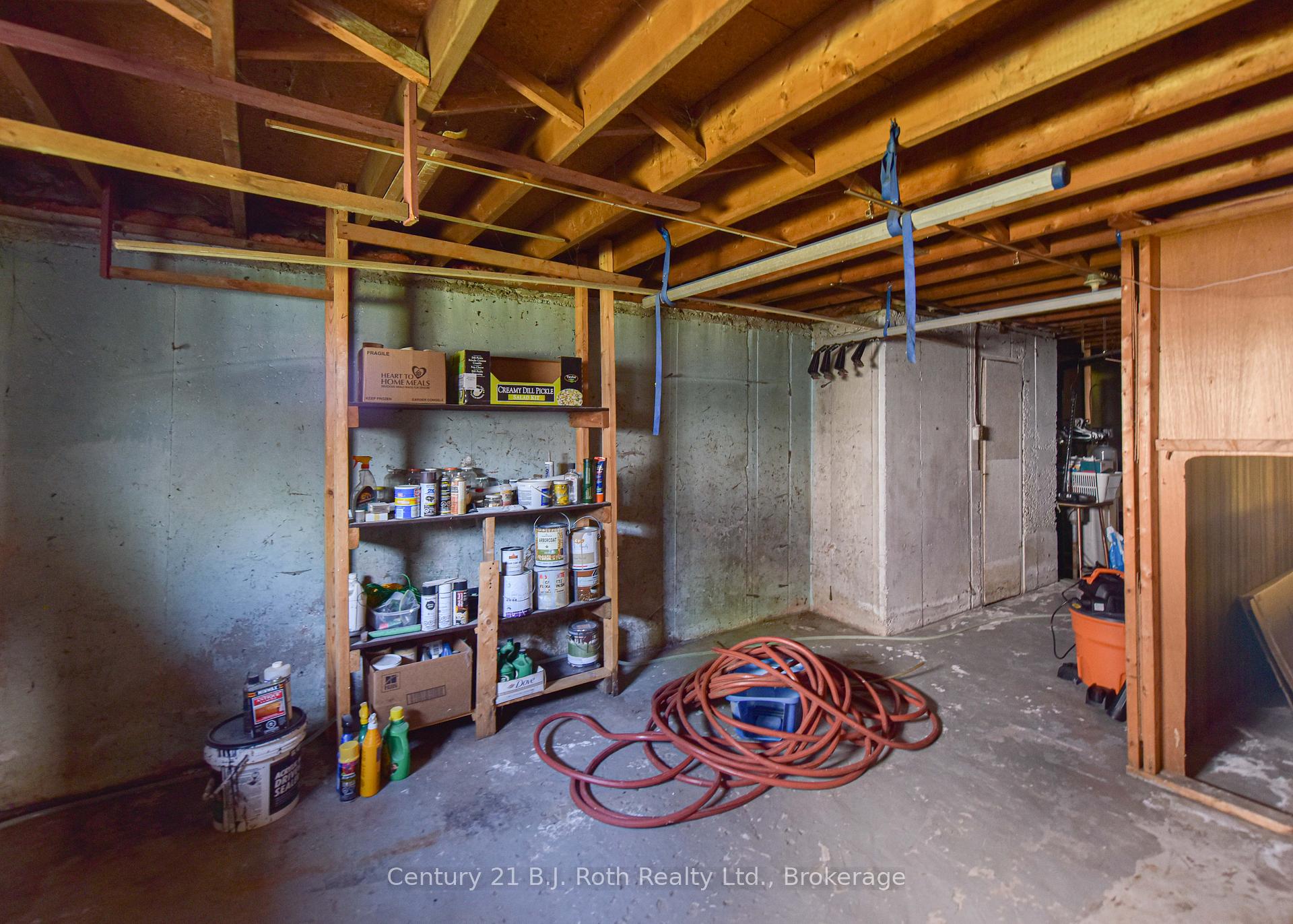 Photo 44 of 96 Simcoe Street, Orillia — HOMEH