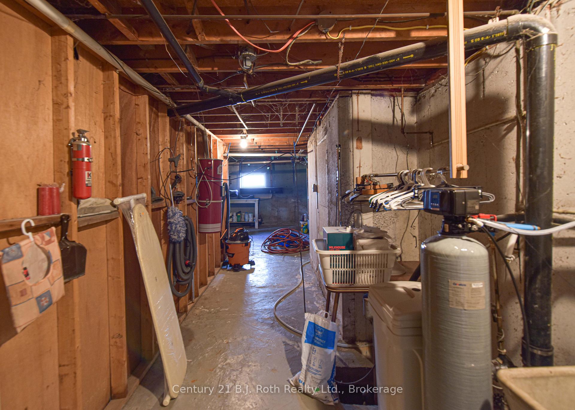 Photo 47 of 96 Simcoe Street, Orillia — HOMEH