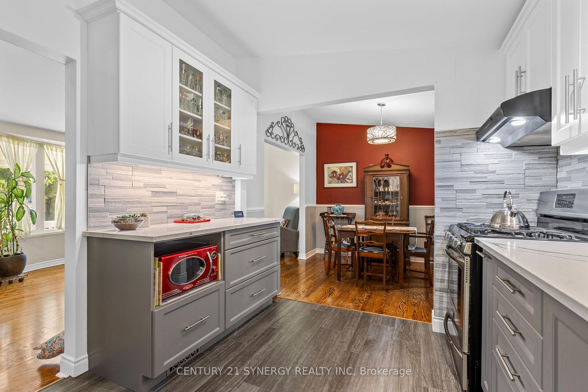 Photo 17 of 229 Kennedy Lane W, Ottawa, Bilberry Creek/Queenswood Heights — HOMEH