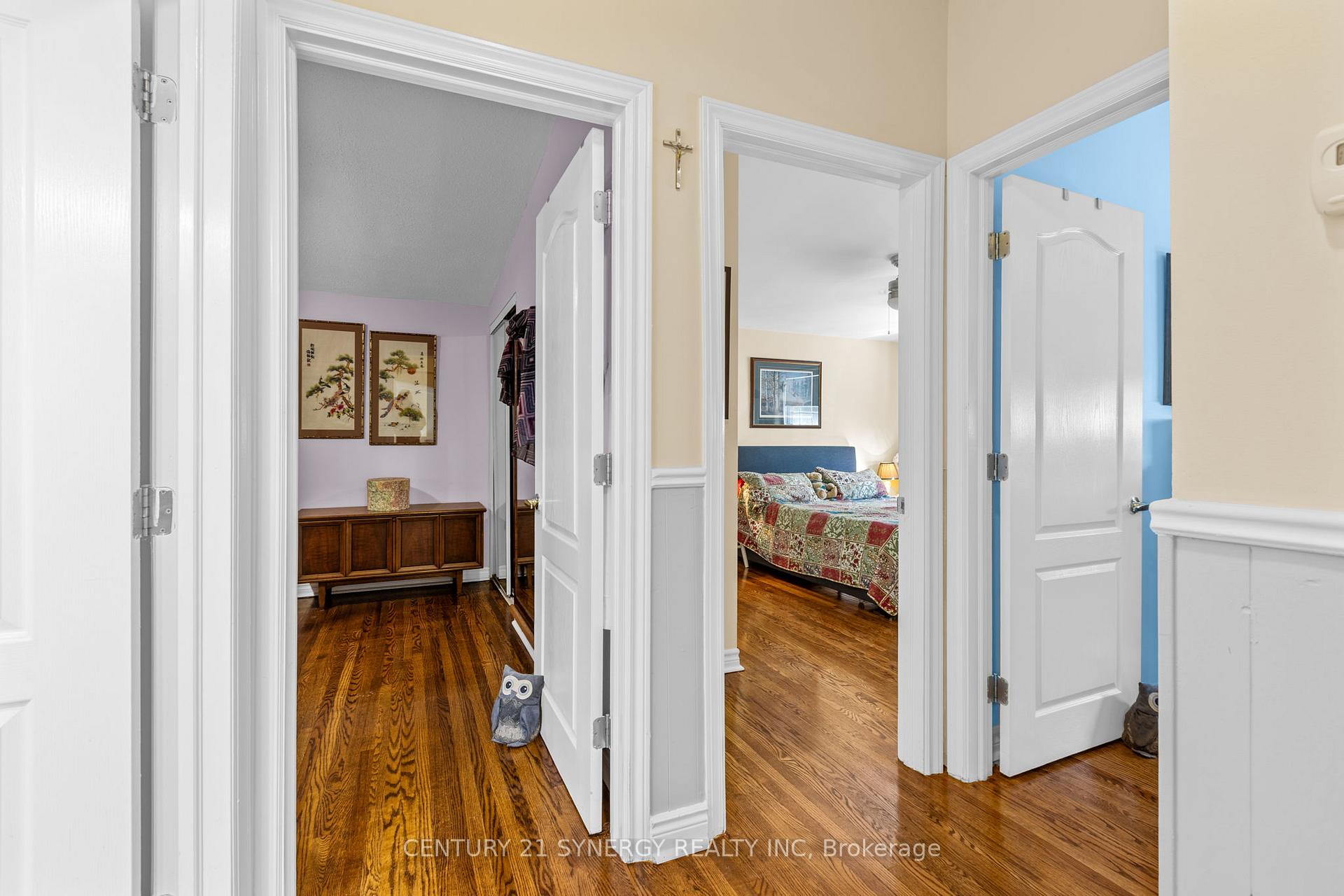 Photo 21 of 229 Kennedy Lane W, Ottawa, Bilberry Creek/Queenswood Heights — HOMEH