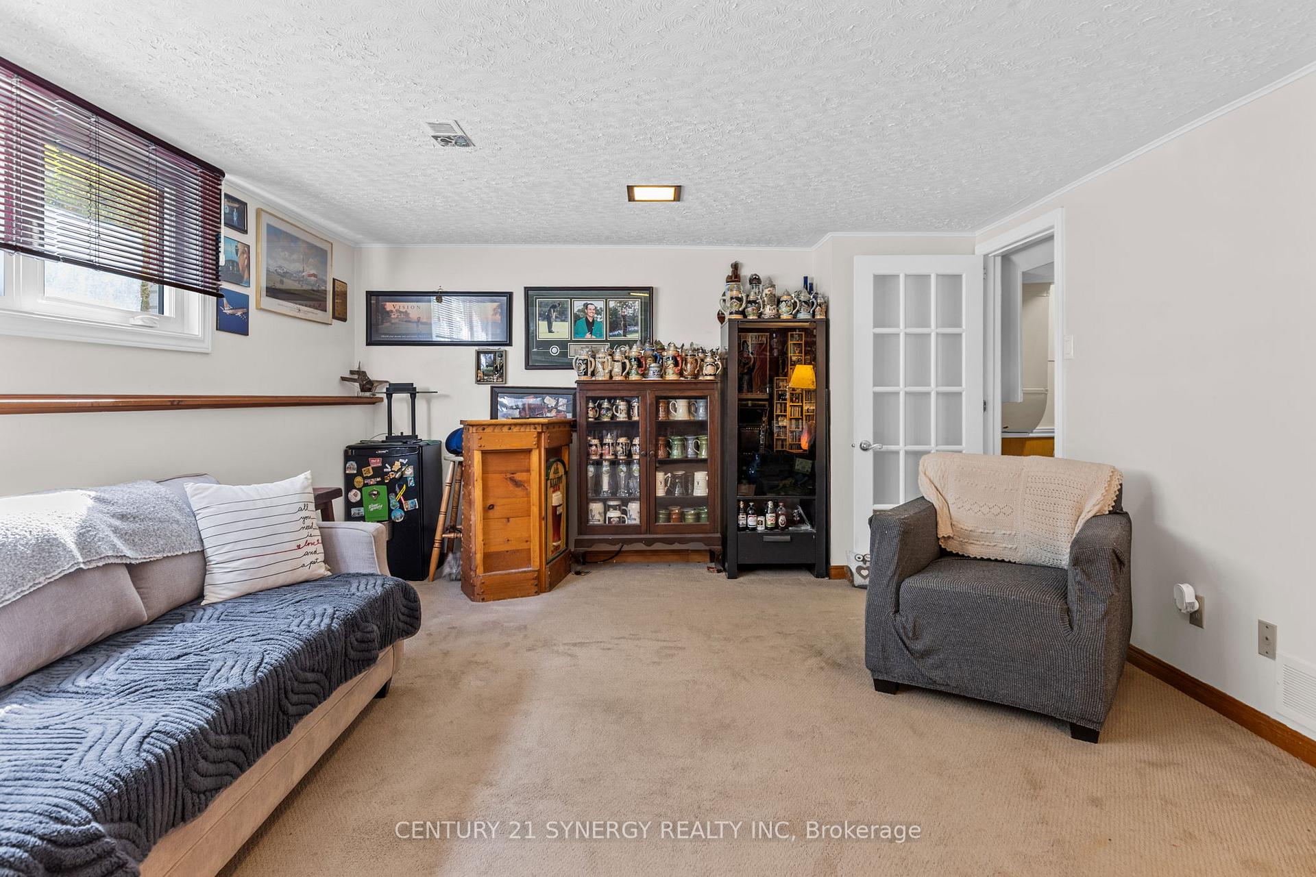 Photo 30 of 229 Kennedy Lane W, Ottawa, Bilberry Creek/Queenswood Heights — HOMEH