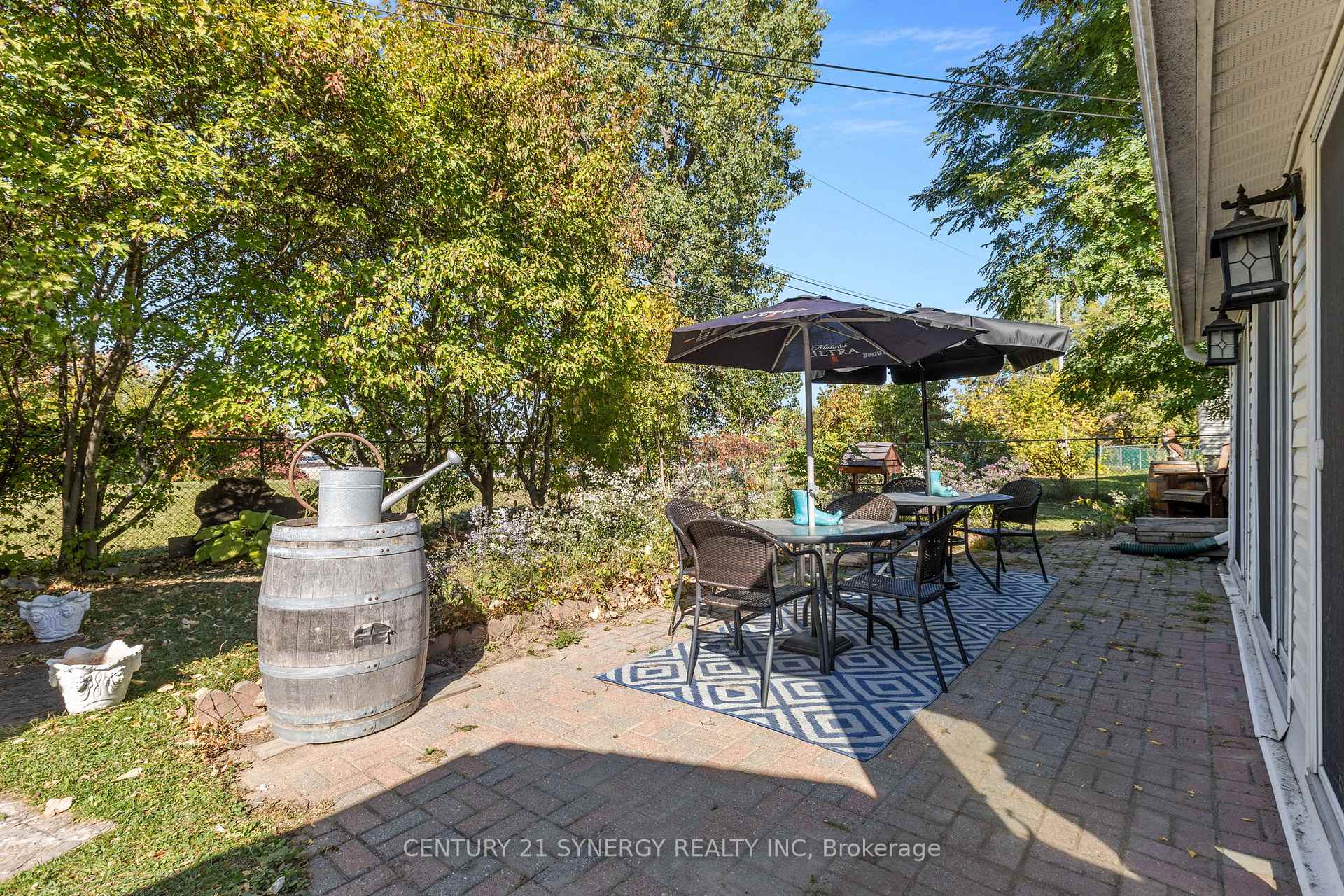 Photo 35 of 229 Kennedy Lane W, Ottawa, Bilberry Creek/Queenswood Heights — HOMEH