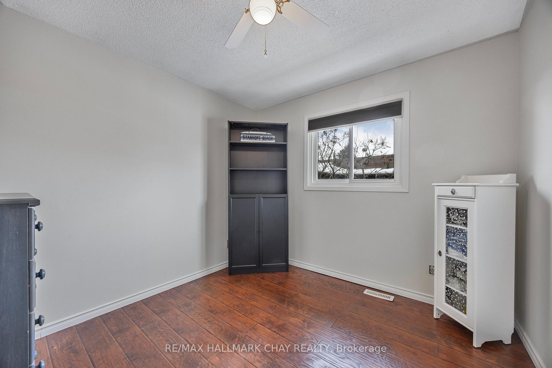 Photo 24 of 27 Wolfe Avenue, New Tecumseth, Tottenham — HOMEH
