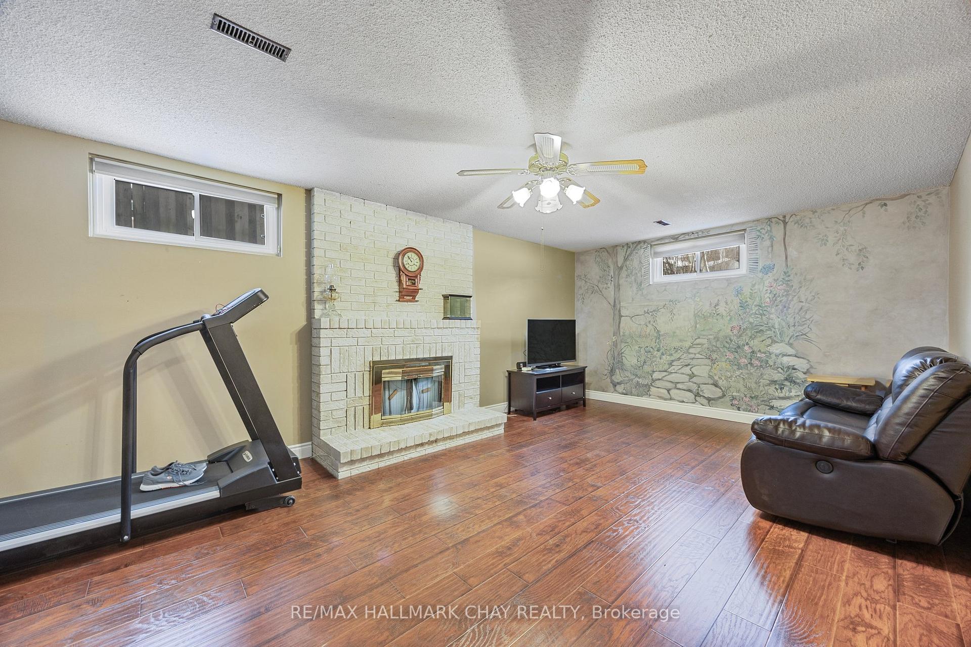 Photo 31 of 27 Wolfe Avenue, New Tecumseth, Tottenham — HOMEH