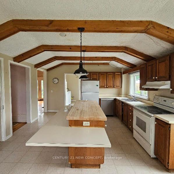 Photo 14 of 9950 Britannia Road, Milton, Bowes — HOMEH