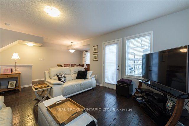 Photo 5 of 987 Nadalin Heights, Milton, Willmott — HOMEH