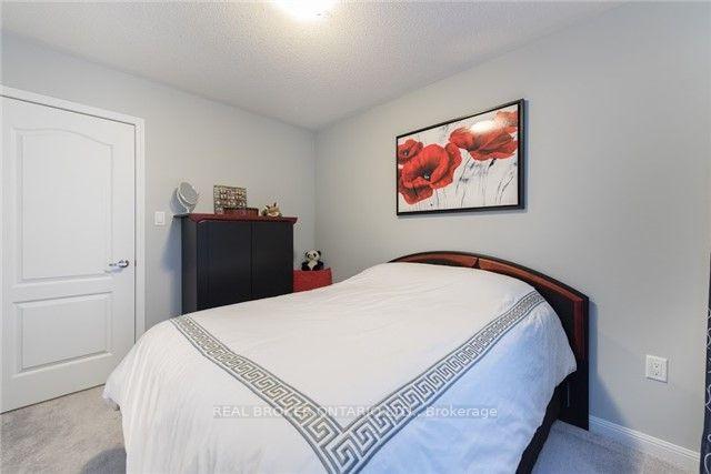 Photo 9 of 987 Nadalin Heights, Milton, Willmott — HOMEH