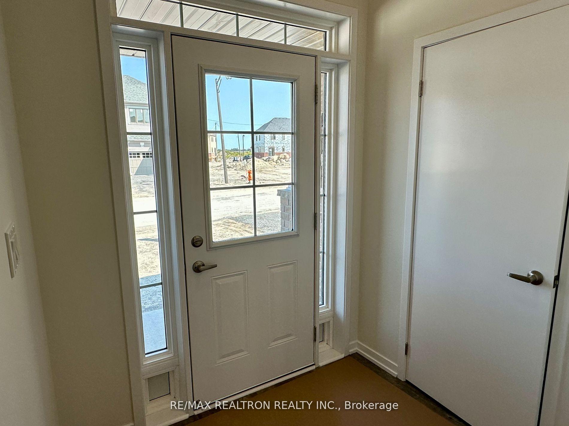 Photo 2 of 2098 Cayenne Street, Oshawa, Kedron — HOMEH