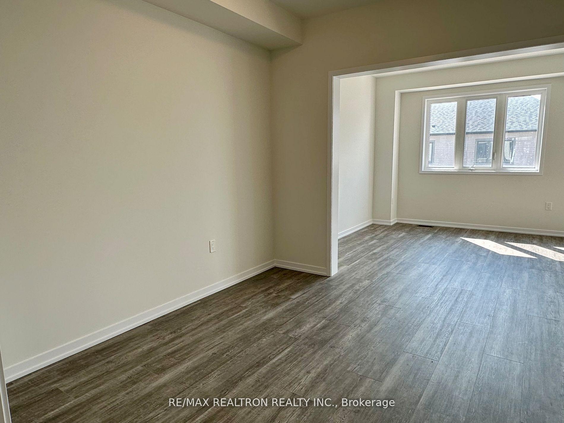 Photo 5 of 2098 Cayenne Street, Oshawa, Kedron — HOMEH