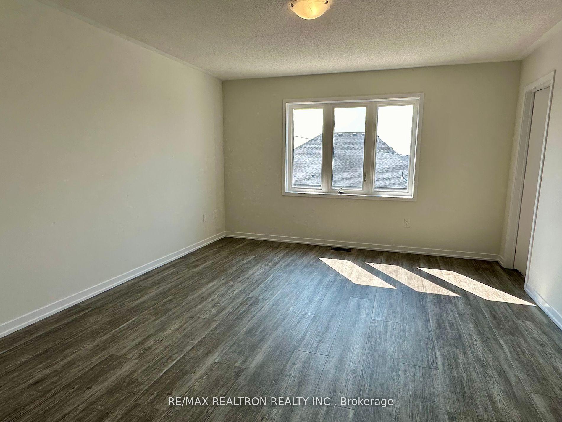 Photo 15 of 2098 Cayenne Street, Oshawa, Kedron — HOMEH