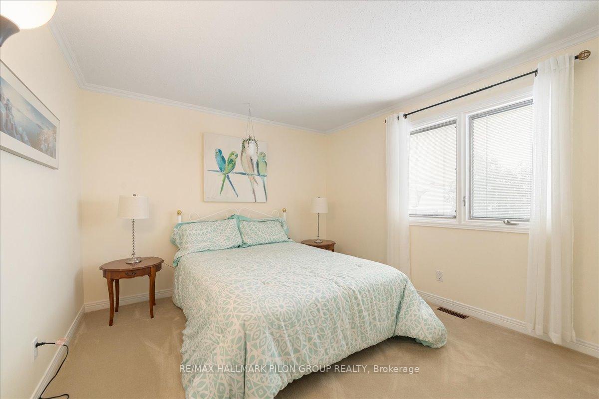 Photo 17 of 1164 Bordeau Grove, Ottawa, Convent Glen — HOMEH