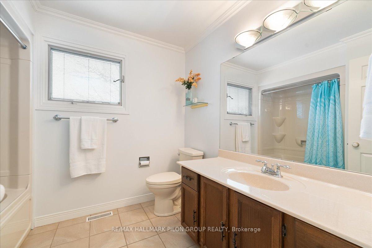 Photo 20 of 1164 Bordeau Grove, Ottawa, Convent Glen — HOMEH