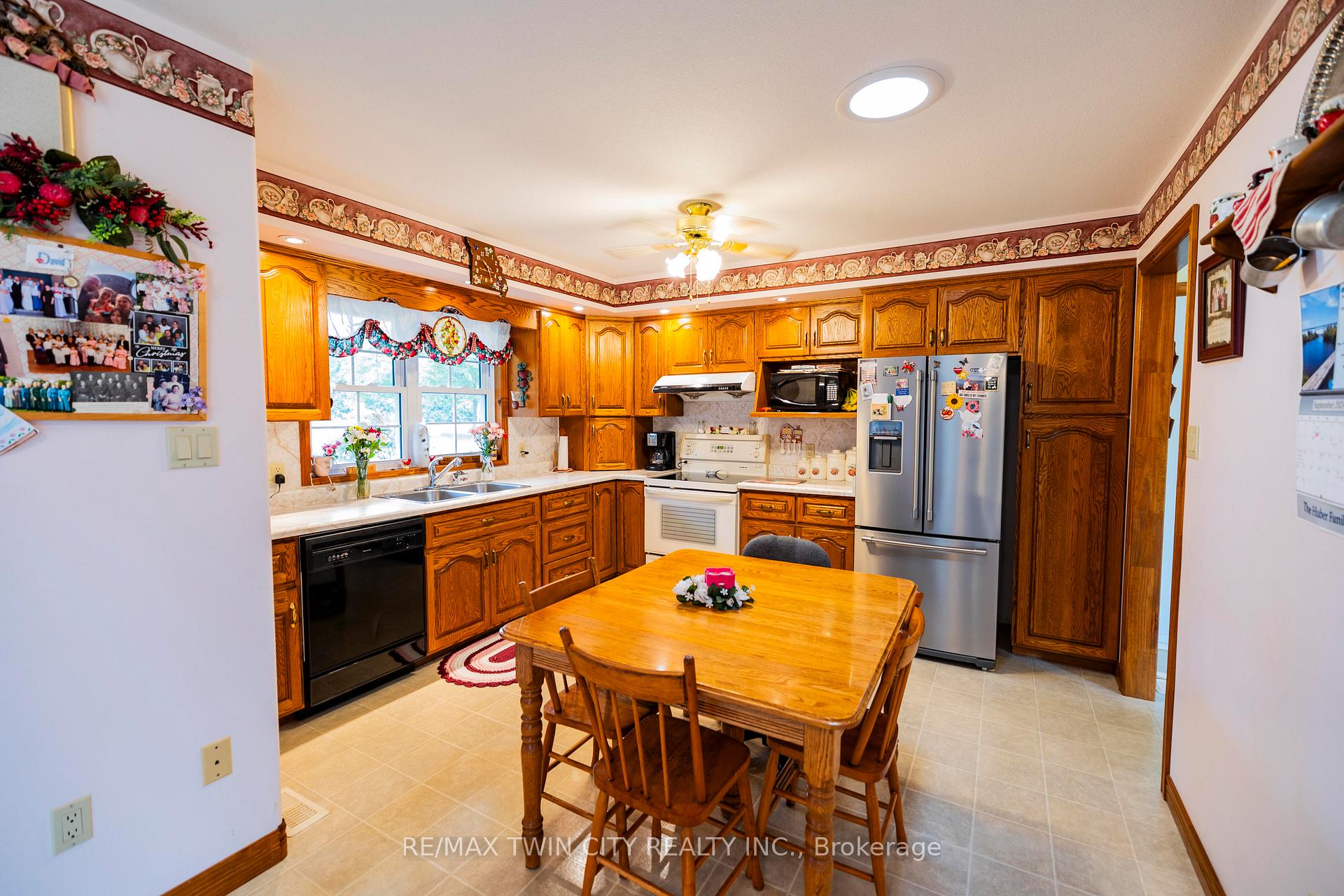 Photo 26 of 1634 Norfolk County Rd 19 W, Norfolk, Rural Windham — HOMEH