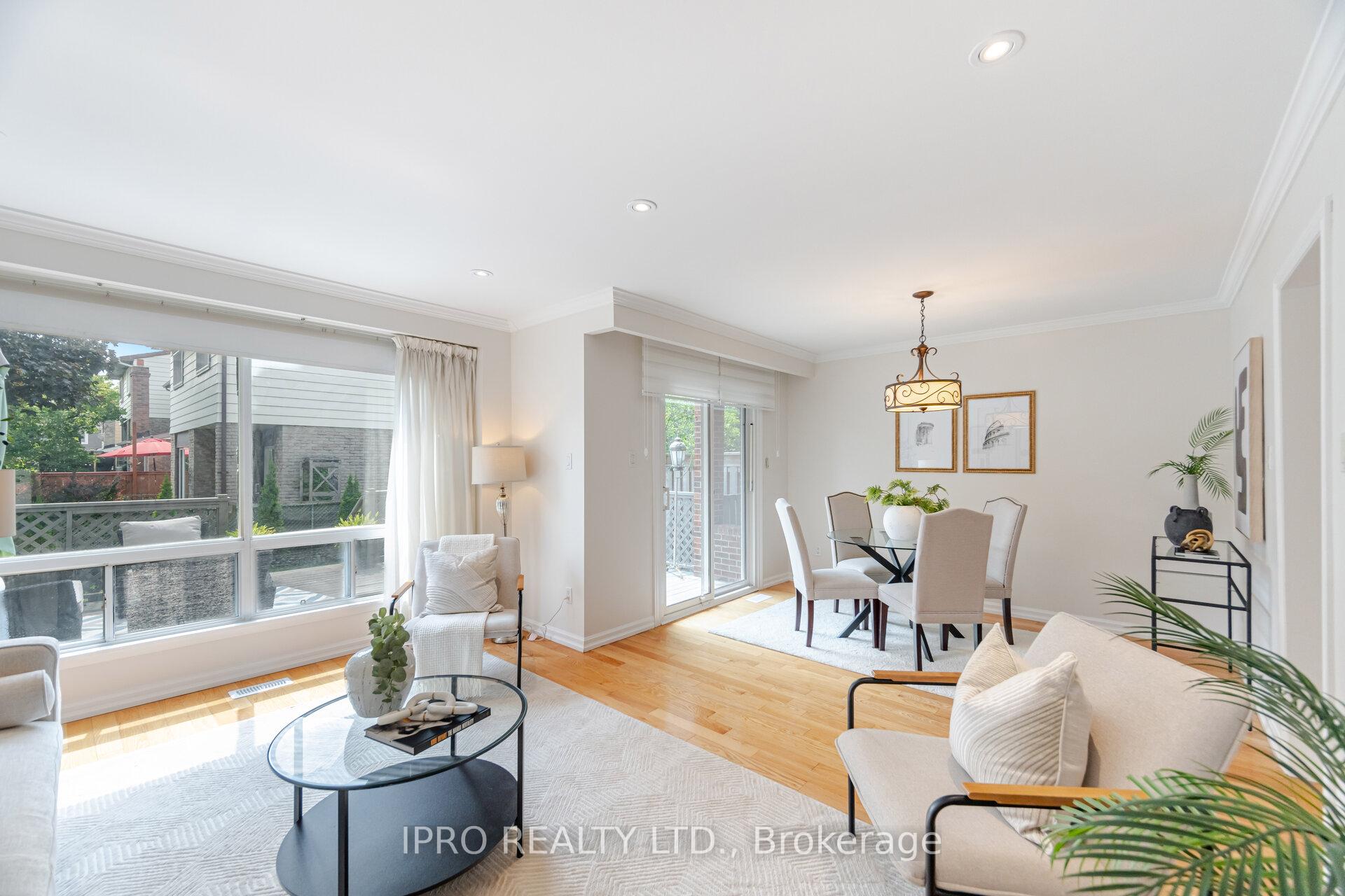 Photo 11 of 734 Briar Crescent, Milton, Dorset Park — HOMEH