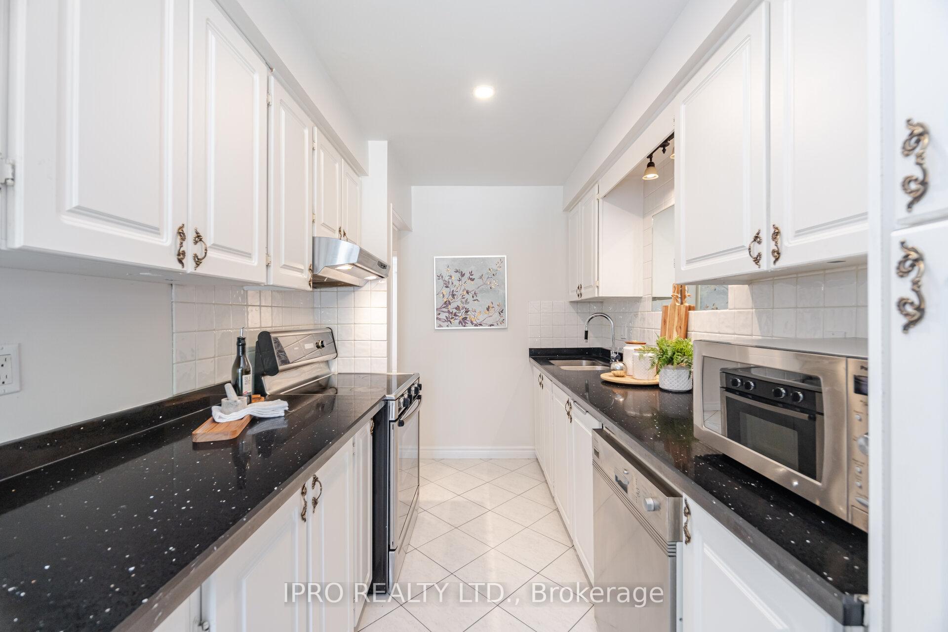 Photo 15 of 734 Briar Crescent, Milton, Dorset Park — HOMEH