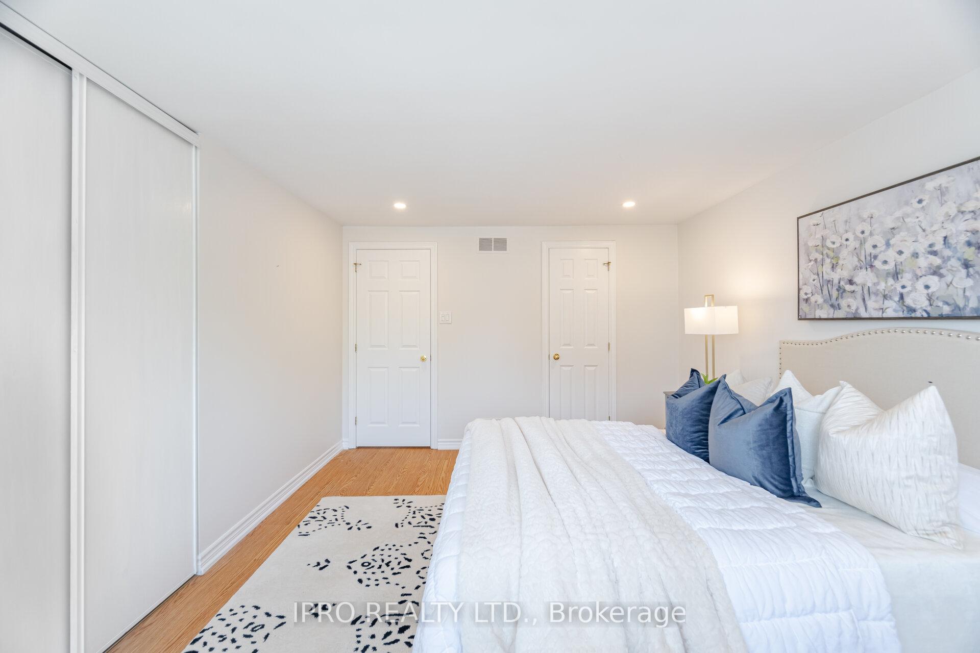 Photo 39 of 734 Briar Crescent, Milton, Dorset Park — HOMEH
