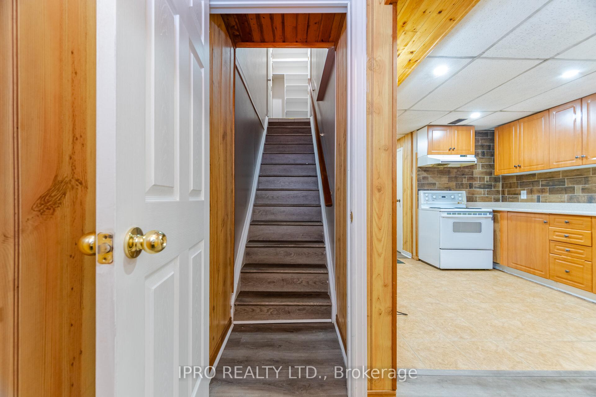Photo 34 of 734 Briar Crescent, Milton, Dorset Park — HOMEH