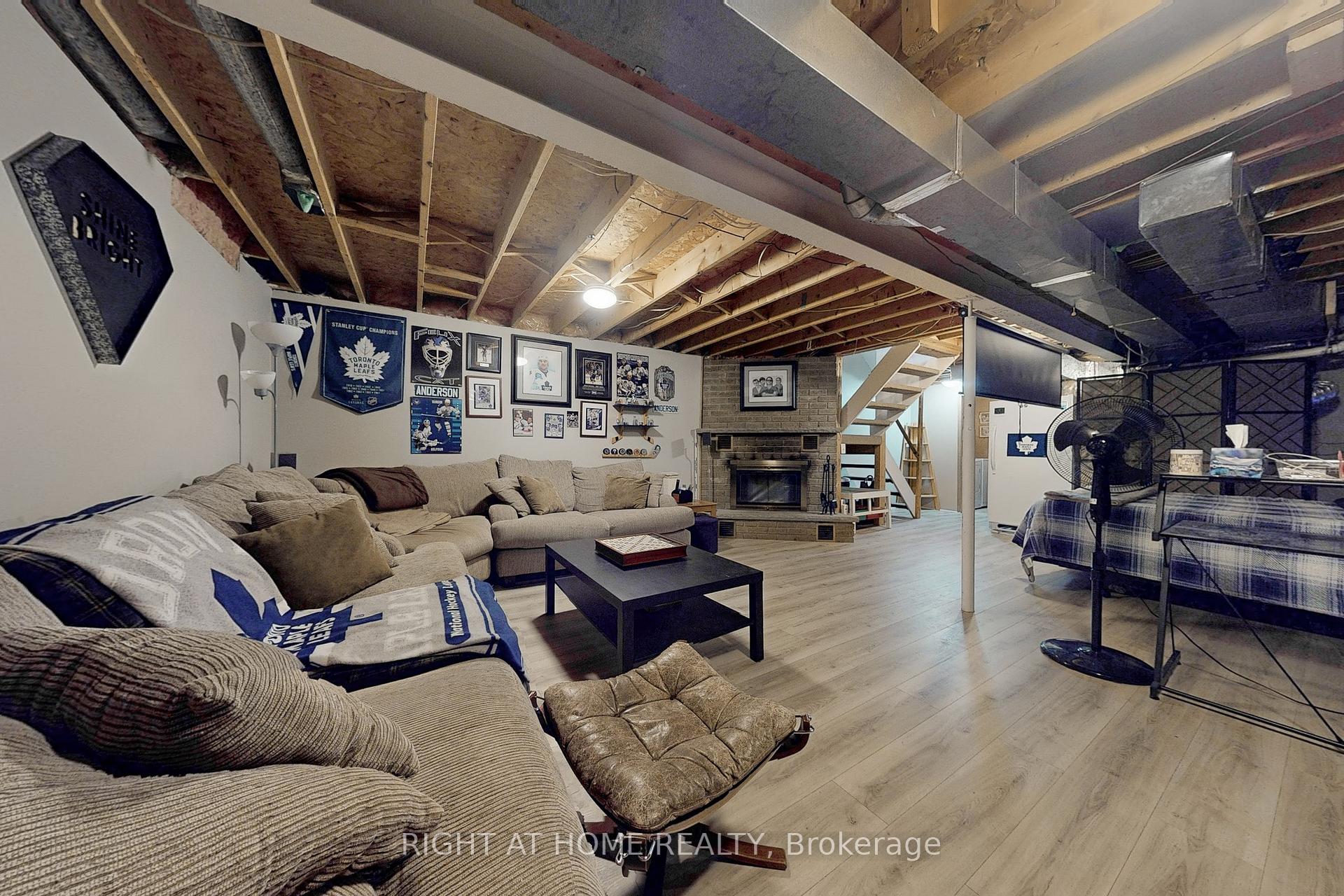 Photo 23 of 174 Overbank Drive, Oshawa, McLaughlin — HOMEH