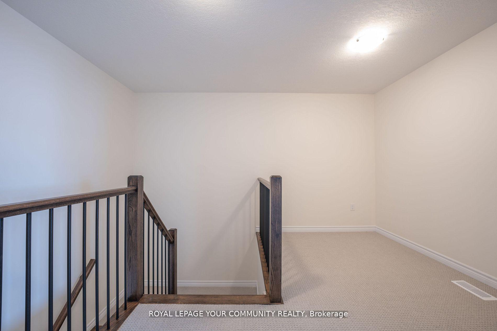 Photo 14 of 153 Isabella Drive, Orillia — HOMEH