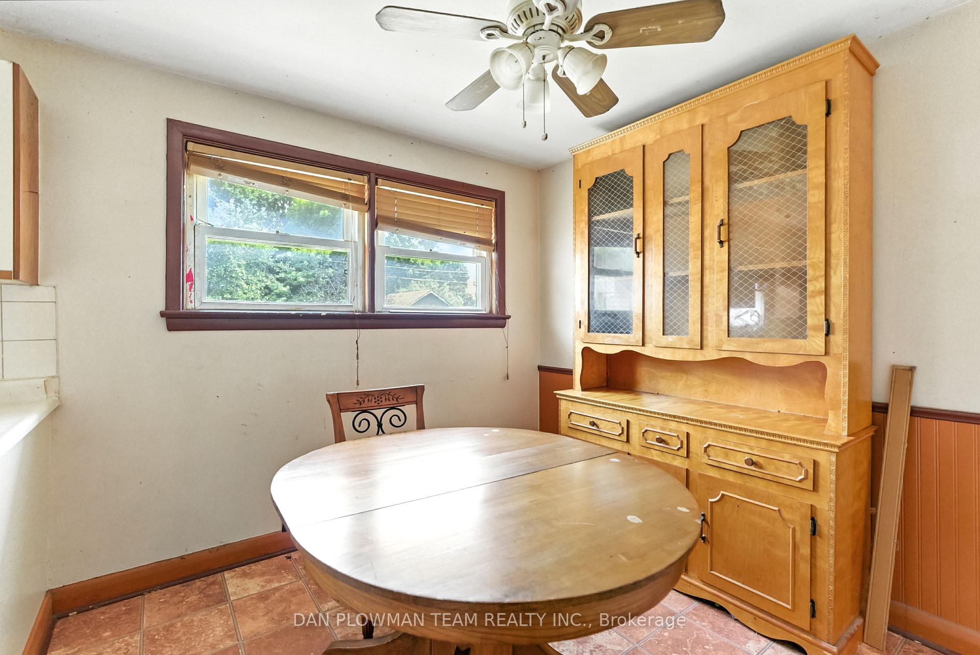 Photo 8 of 299 Windsor Street, Oshawa, Donevan — HOMEH