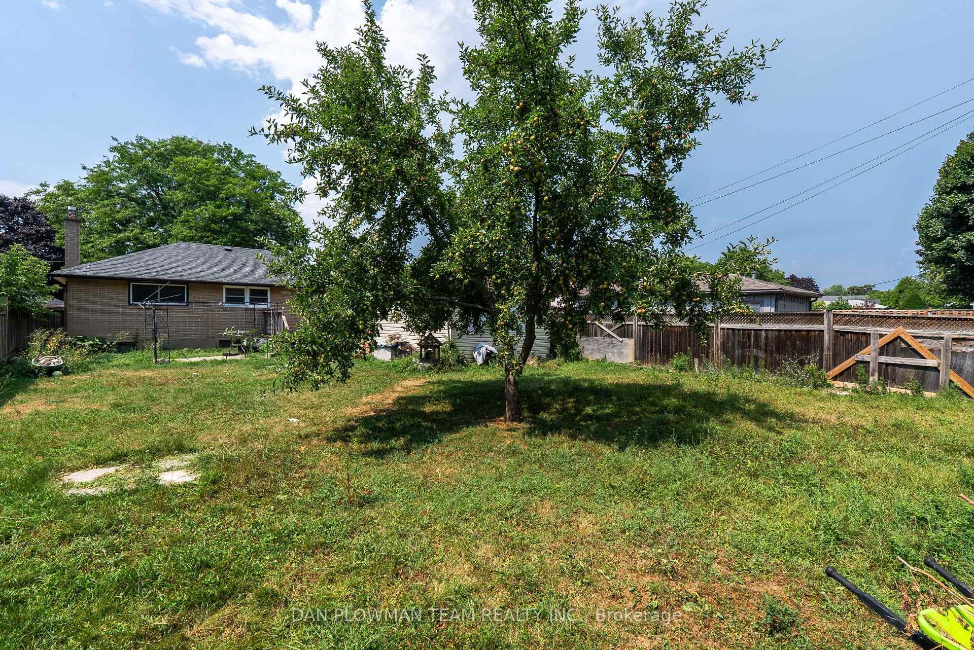 Photo 24 of 299 Windsor Street, Oshawa, Donevan — HOMEH