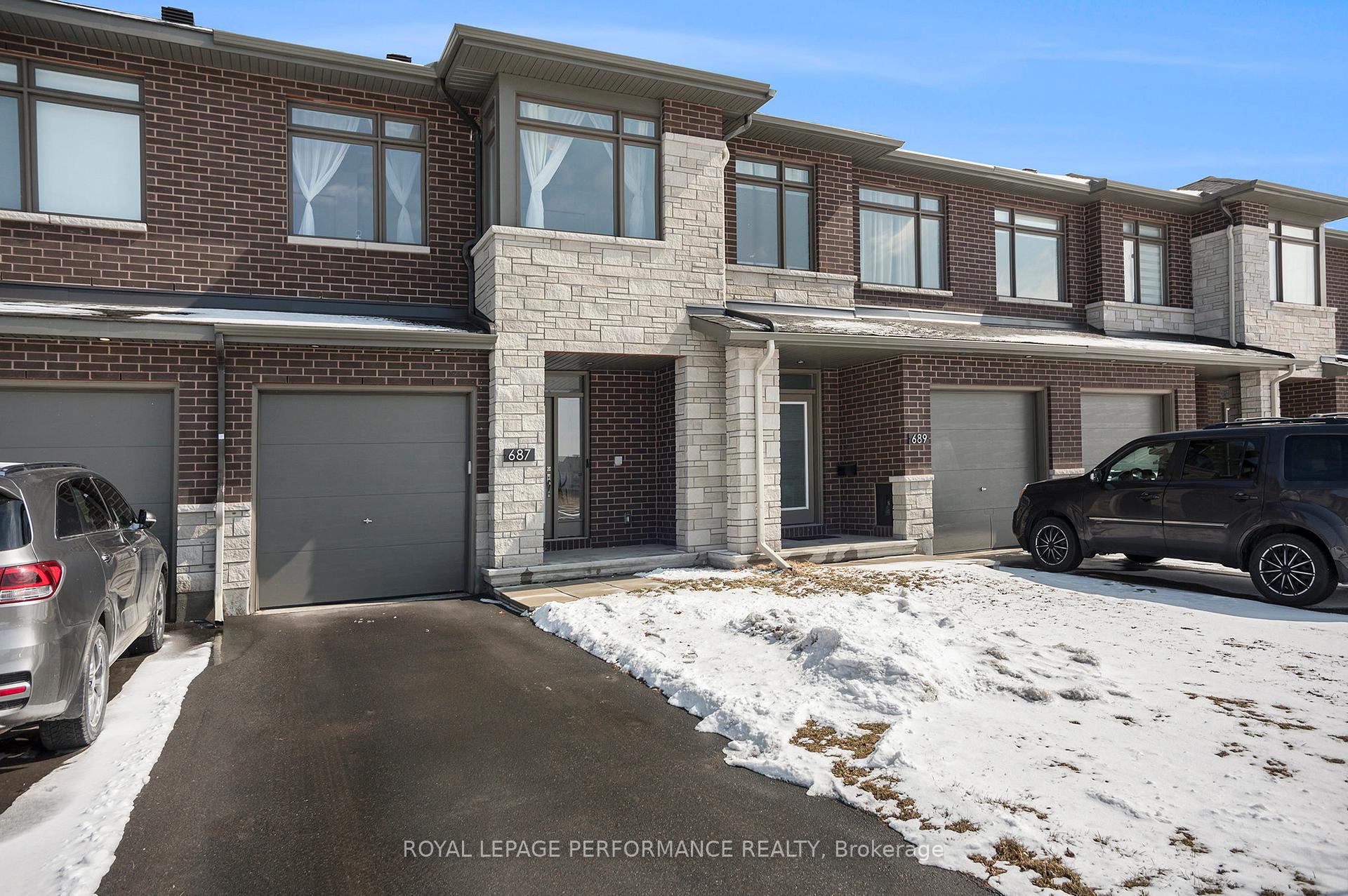 Photo 2 of 687 Cordelette Circle, Ottawa, Mer Bleue/Bradley Estates/Anderson Park — HOMEH