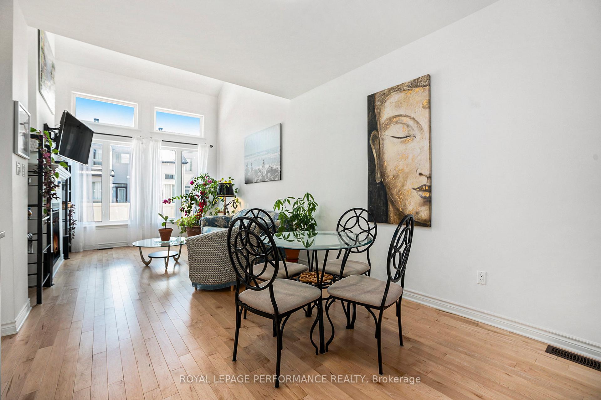 Photo 7 of 687 Cordelette Circle, Ottawa, Mer Bleue/Bradley Estates/Anderson Park — HOMEH