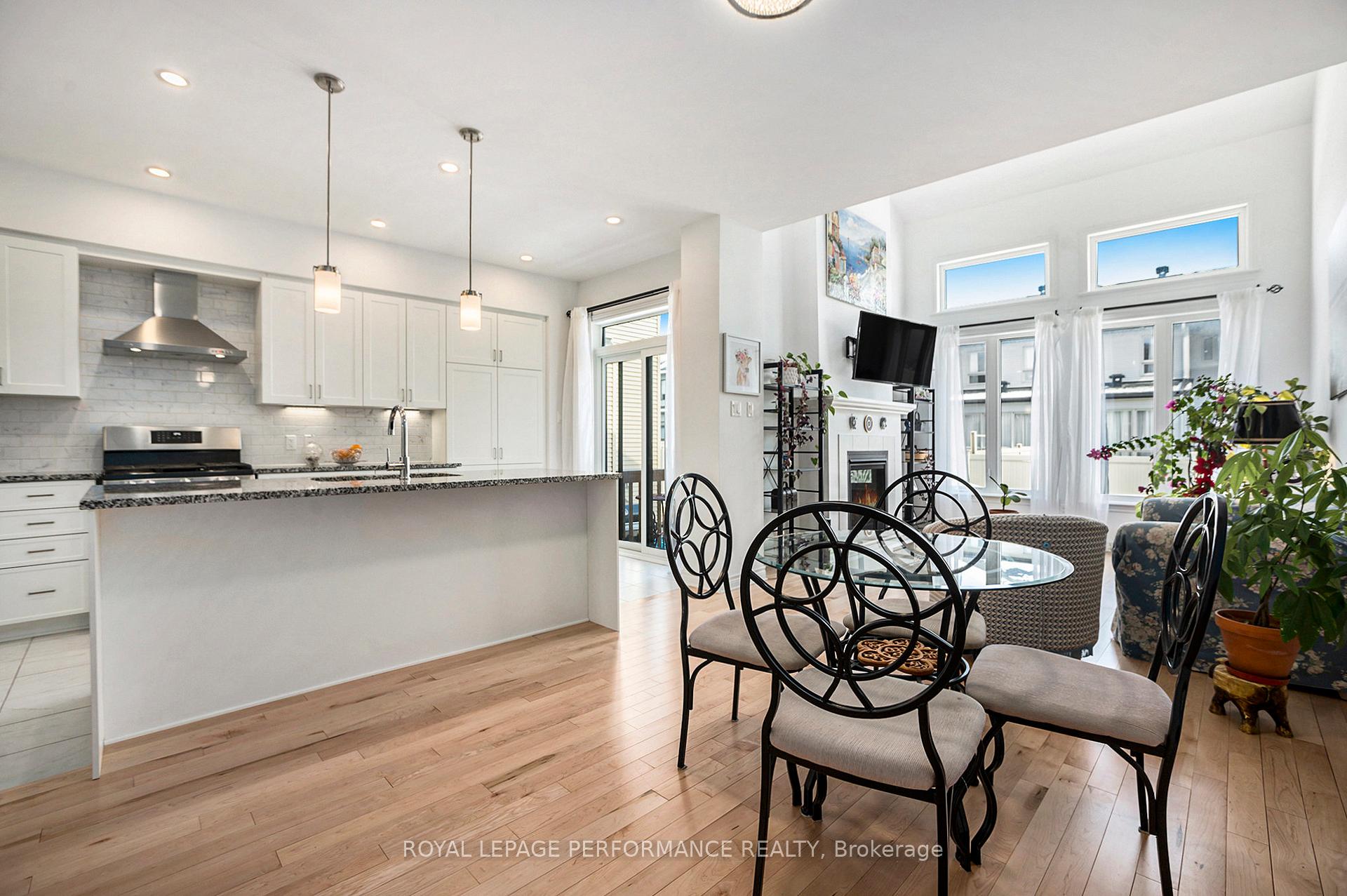 Photo 8 of 687 Cordelette Circle, Ottawa, Mer Bleue/Bradley Estates/Anderson Park — HOMEH