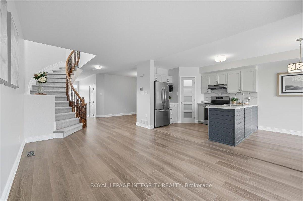 Photo 5 of 2018 Winsome Terrace, Ottawa, Fallingbrook/Gardenway South — HOMEH