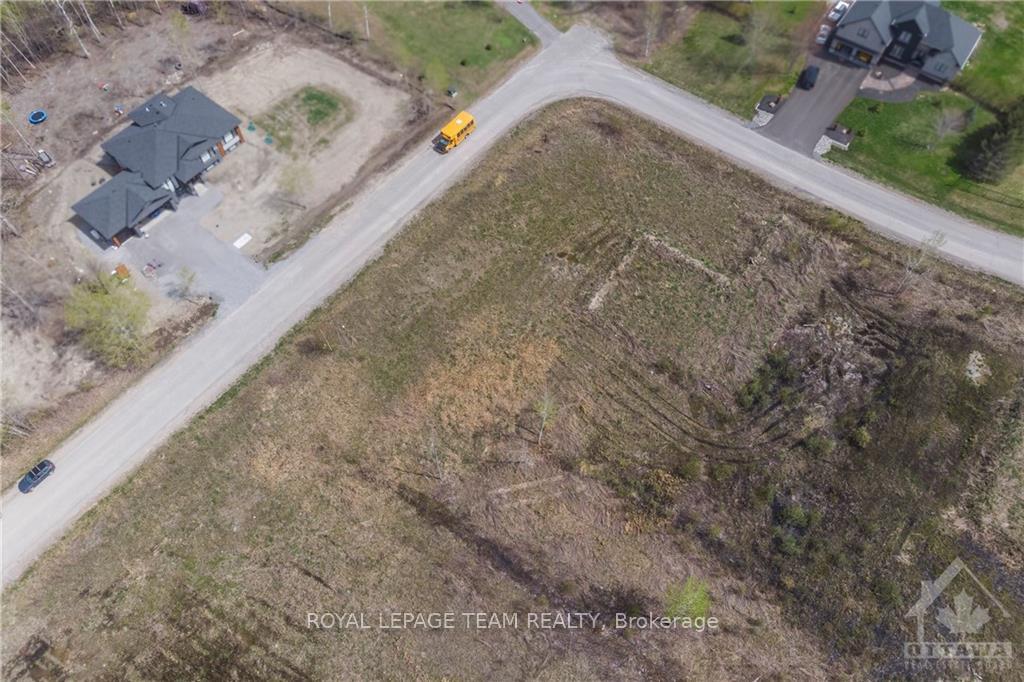 Photo 4 of 20 Lockmaster Lane, Augusta, Augusta Twp — HOMEH
