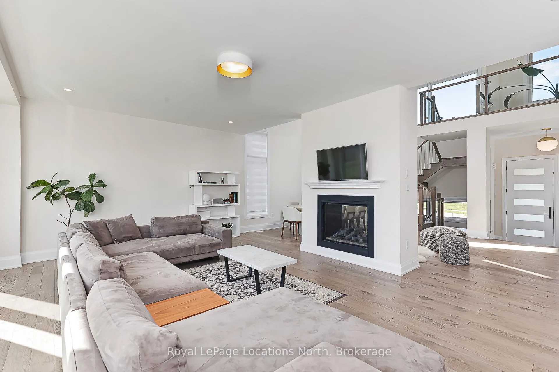 Photo 15 of 143 Springside Crescent, Blue Mountains — HOMEH