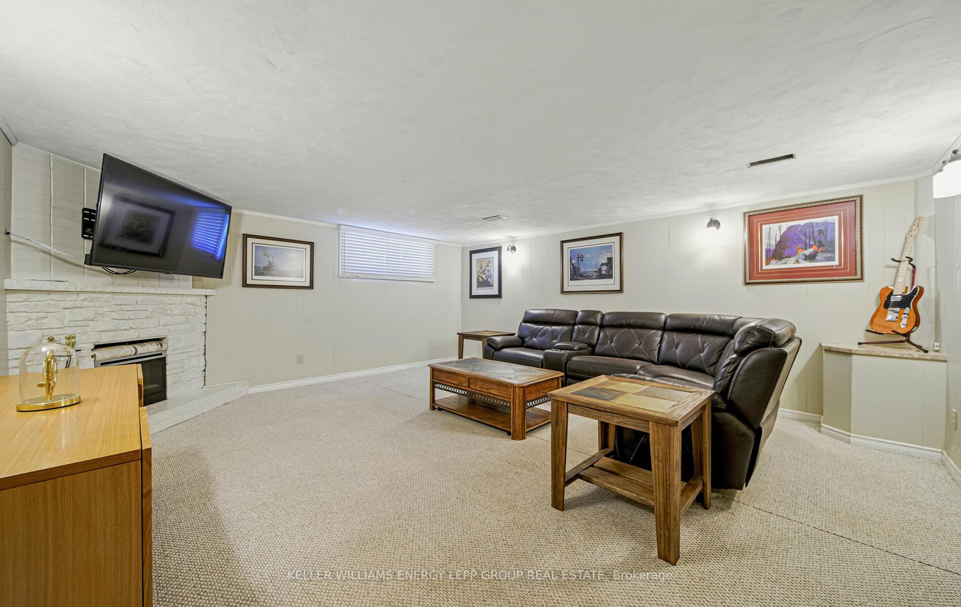 Photo 33 of 916 Somerville Street, Oshawa, Centennial — HOMEH