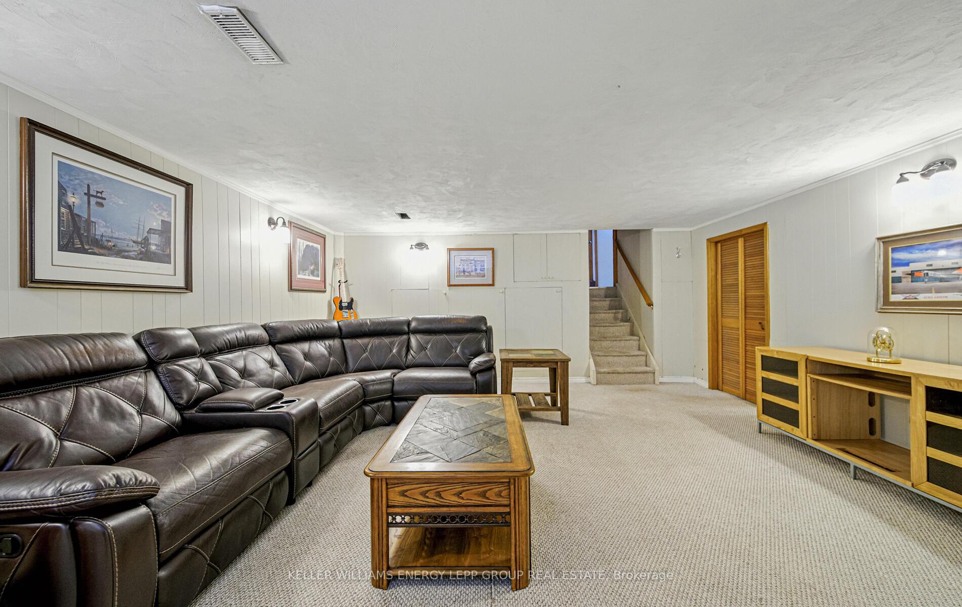 Photo 36 of 916 Somerville Street, Oshawa, Centennial — HOMEH