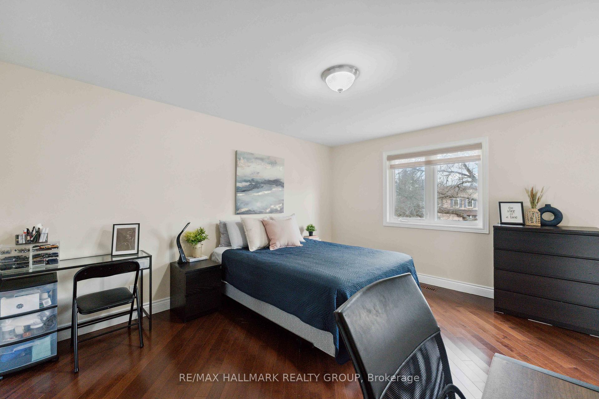 Photo 18 of 1426 Larkhaven Crescent, Ottawa, Orleans/Sunridge — HOMEH