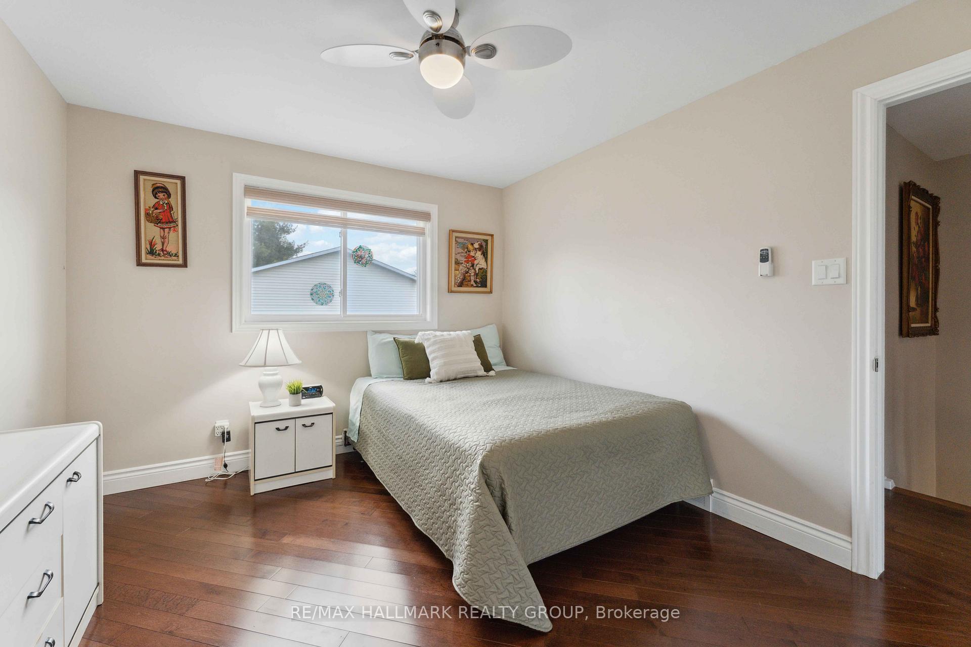 Photo 22 of 1426 Larkhaven Crescent, Ottawa, Orleans/Sunridge — HOMEH