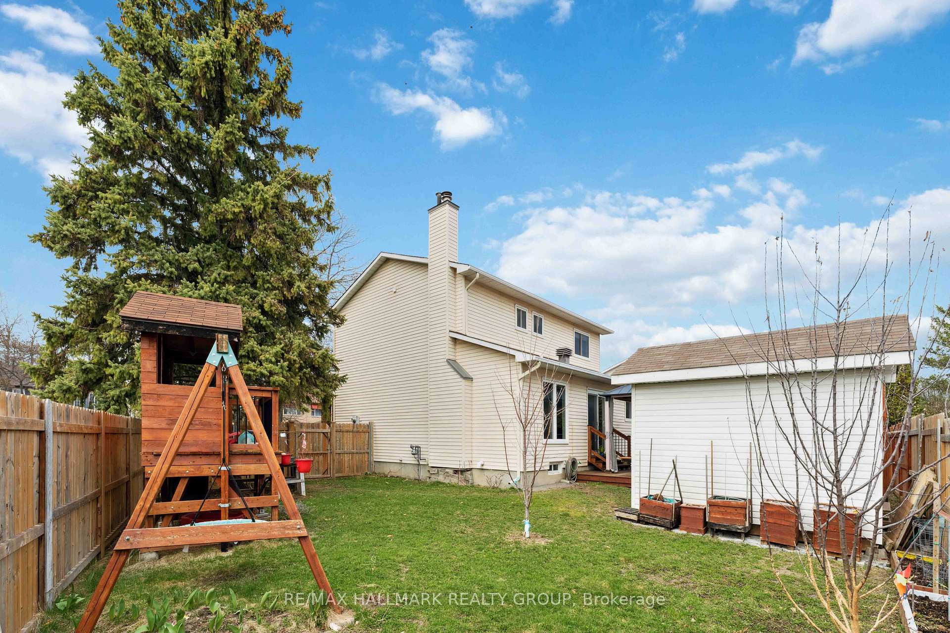 Photo 30 of 1426 Larkhaven Crescent, Ottawa, Orleans/Sunridge — HOMEH