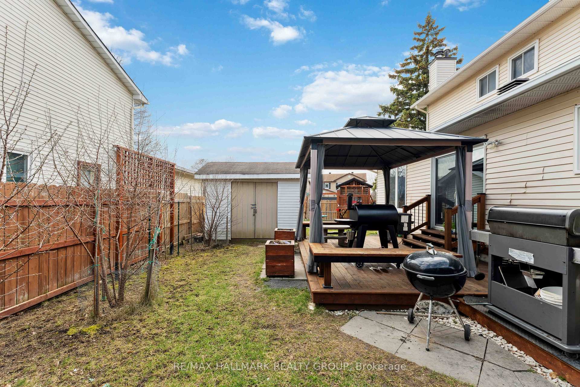 Photo 33 of 1426 Larkhaven Crescent, Ottawa, Orleans/Sunridge — HOMEH