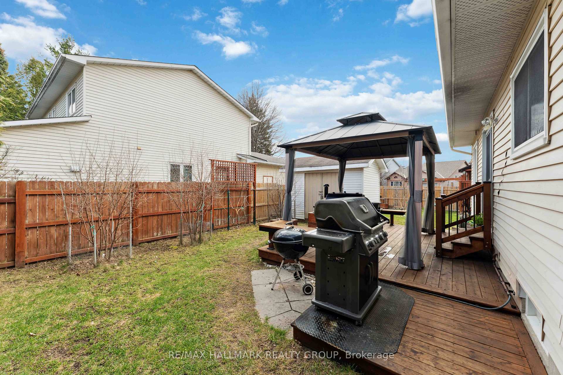 Photo 34 of 1426 Larkhaven Crescent, Ottawa, Orleans/Sunridge — HOMEH