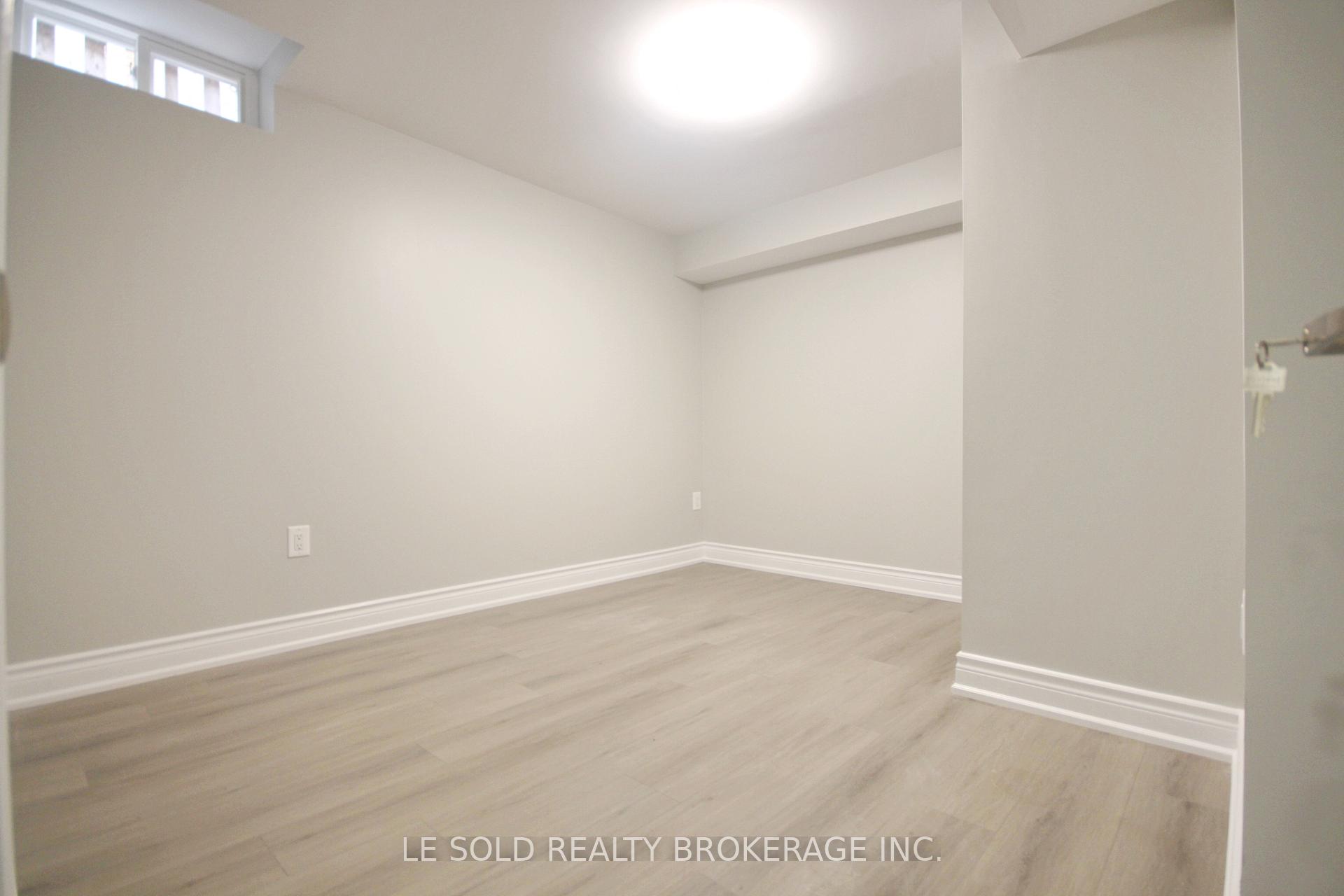 Photo 3 of Unit Bsmt, 246 Larkin Avenue, Markham, Markham Village — HOMEH