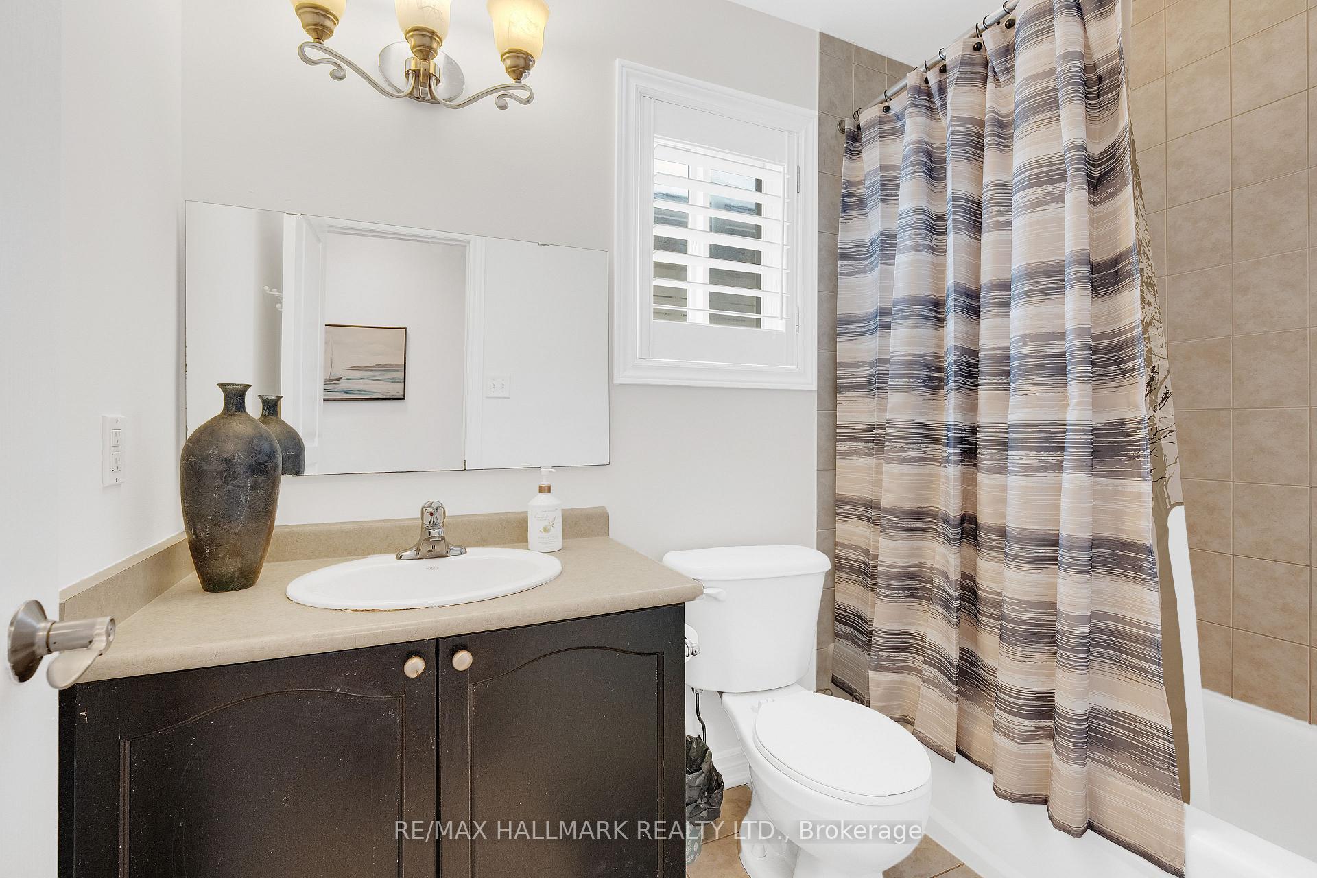 Photo 22 of 40 Knight Street, New Tecumseth, Alliston — HOMEH