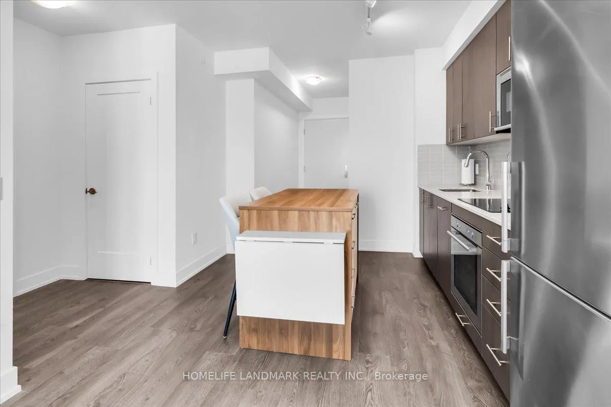 Photo 8 of Unit 2011, 2550 Simcoe Street N, Oshawa, Windfields — HOMEH
